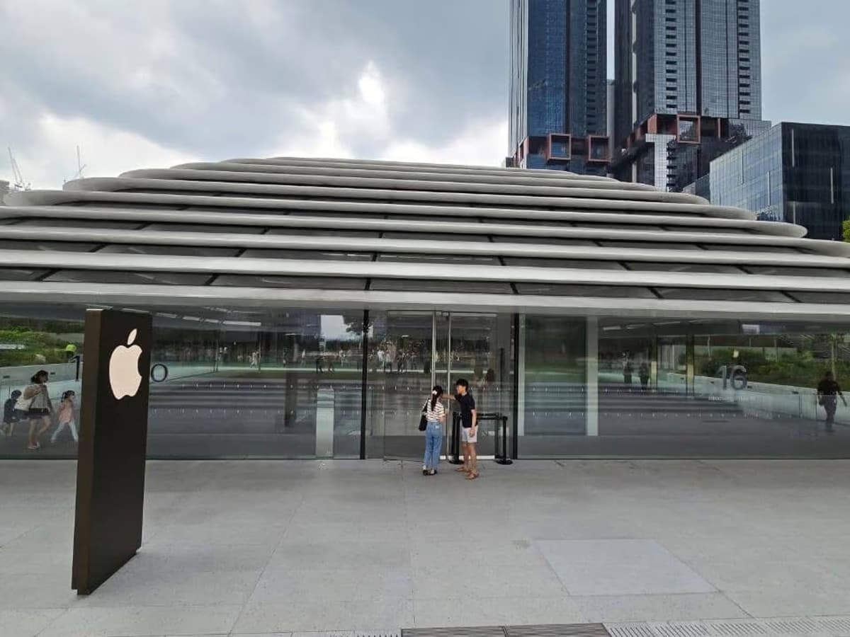 Apple The Exchange TRX, Tun Razak Exchange
